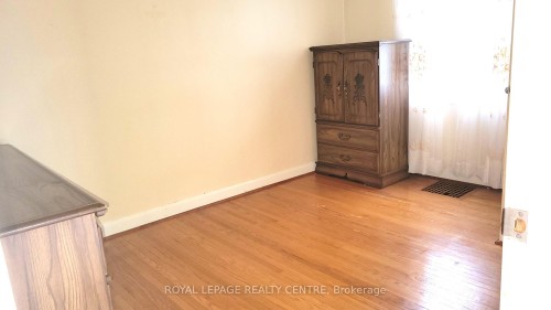 7 Earl Street, Mississauga, ON 
