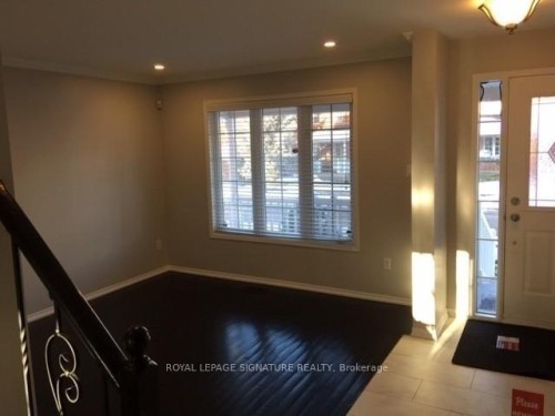 Upper-7092 Walworth Court , Mississauga, ON L5N 7L4 2