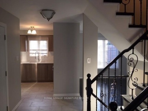Upper-7092 Walworth Court , Mississauga, ON L5N 7L4 4