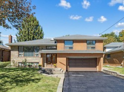 39 Buxton Road Toronto, ON M3M 1Y6