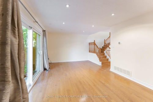 40-2825 Gananoque Drive , Mississauga, ON L5N 1V6 4