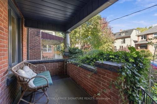 350 Delaware Avenue , Toronto, ON M6H 2T8 2