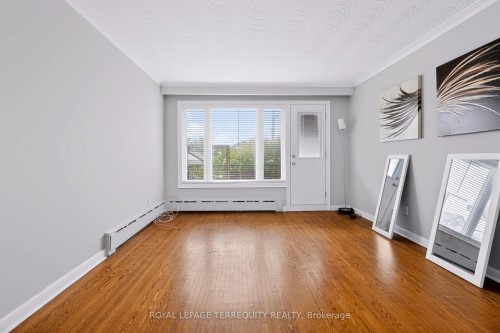 Main-32 Dynevor Road , Toronto, ON M6E 3X1 2
