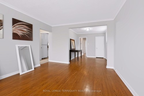 Main-32 Dynevor Road , Toronto, ON M6E 3X1 4
