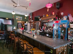1318 King Street WToronto, ON M6K 1G8