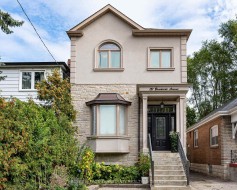 151 Brookside Avenue  Toronto, ON M6S 4G8