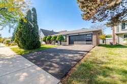 2651 Thorn Lodge Drive  Mississauga, ON L5K 1L1