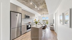417-1808 St Clair Avenue W Toronto, ON M6N 0C1