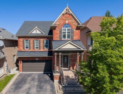 3195 Munson Crescent  Burlington, ON L7M 0B9