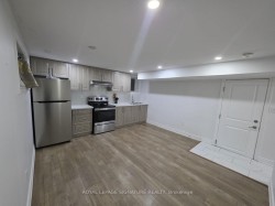 Basement-4264 Brandon Gate  Mississauga, ON L4T 3K4