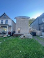 525 McIntosh Street Thunder Bay, ON P7C 3A1