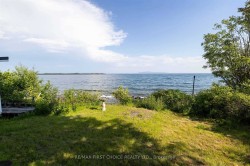 1185 Sunrise Beach Road Shuniah, ON P7A 0Z5