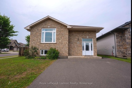 461 Longbow Street, Thunder Bay, ON 