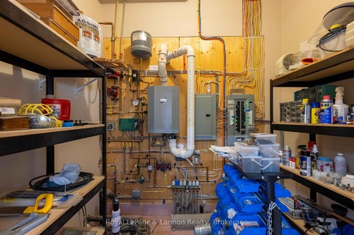 135 Mickelson Drive E, Shuniah, ON 