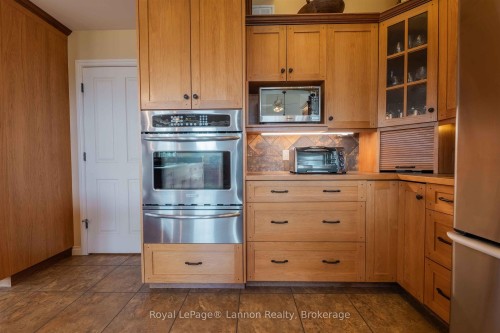 135 Mickelson Drive E, Shuniah, ON 
