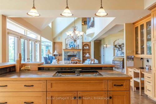 135 Mickelson Drive E, Shuniah, ON 