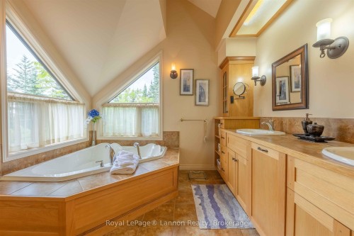 135 Mickelson Drive E, Shuniah, ON 