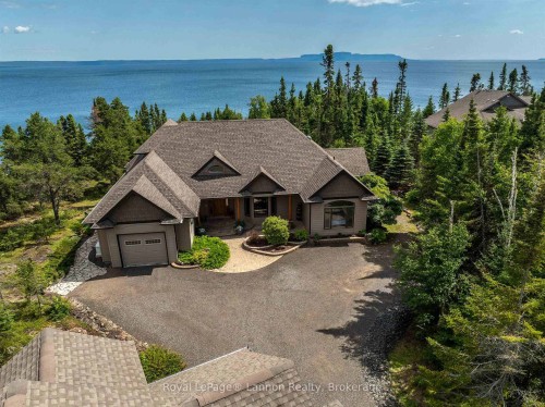 135 Mickelson Drive E, Shuniah, ON 
