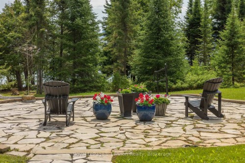 135 Mickelson Drive E, Shuniah, ON 