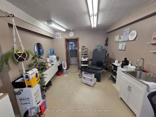 1012 Victoria Avenue E, Thunder Bay, ON 