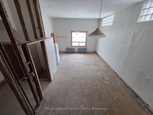 1012 Victoria Avenue E, Thunder Bay, ON 