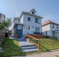 92 Jean Street Thunder Bay, ON P7A 5E9