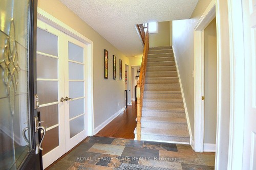 75 Josephine Drive, Hamilton, ON - Indoor Photo Showing Other Room