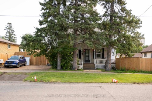 73 Empress Ave N, Thunder Bay, ON 