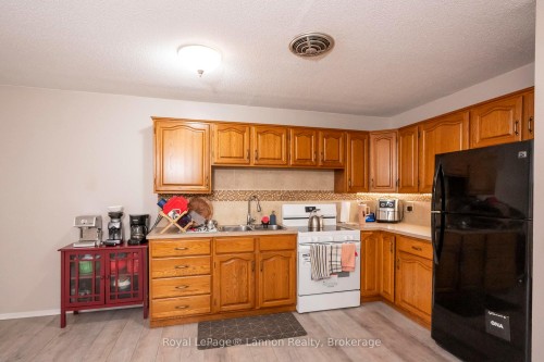 80 Peter Street, Thunder Bay, ON 
