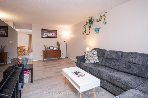 80 Peter Street, Thunder Bay, ON 