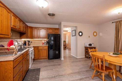 80 Peter Street, Thunder Bay, ON 