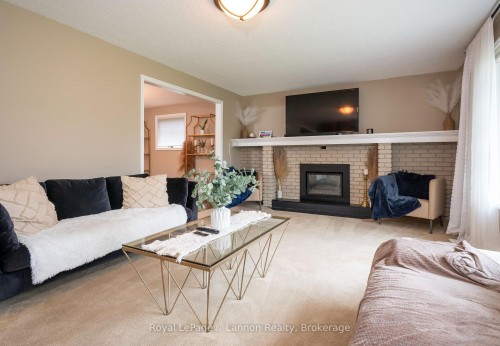 2020 Mountain Road, Thunder Bay, ON 