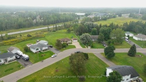 2196 Falconcrest Drive, Thunder Bay, ON 