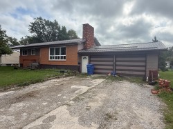210 St. Charles Street Dryden, ON P8N 1M1