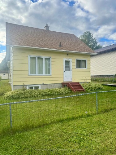 105 Hudson Street, Nipigon, ON 