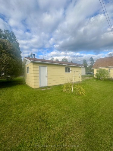 105 Hudson Street, Nipigon, ON 