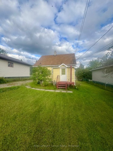 105 Hudson Street, Nipigon, ON 