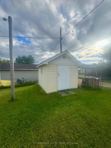 105 Hudson Street, Nipigon, ON 