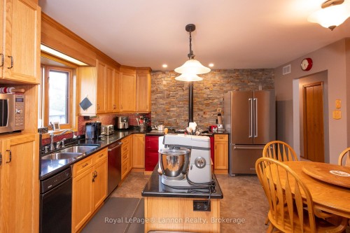 110 Chercover Drive, Thunder Bay, ON 