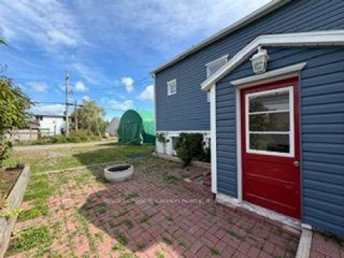 47 Salls Street, Red Rock, ON 