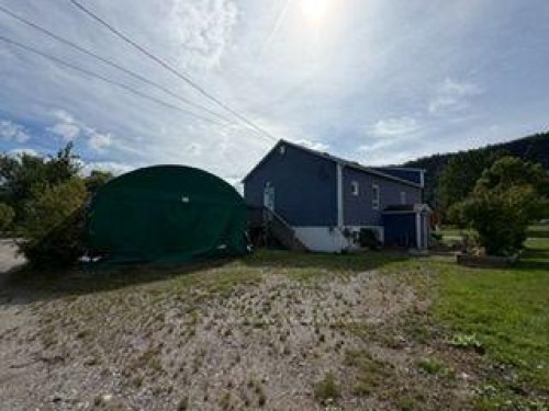 47 Salls Street, Red Rock, ON 