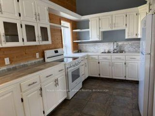 47 Salls Street, Red Rock, ON 