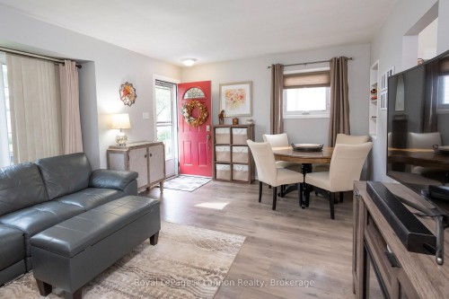 859 Syndicate Avenue N, Thunder Bay, ON 