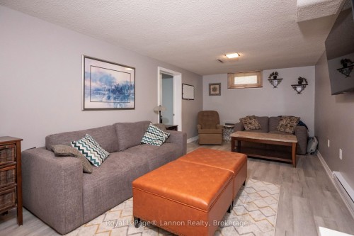 859 Syndicate Avenue N, Thunder Bay, ON 