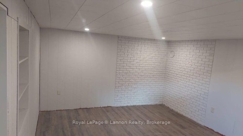 402 James Street N, Thunder Bay, ON 