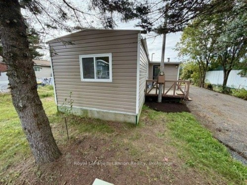 7 Sarawak Drive, Thunder Bay, ON 