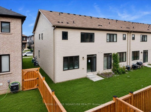 11 Amos Avenue, Brantford, ON 