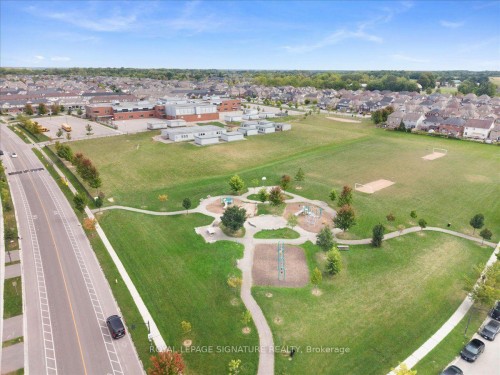 11 Amos Avenue, Brantford, ON 