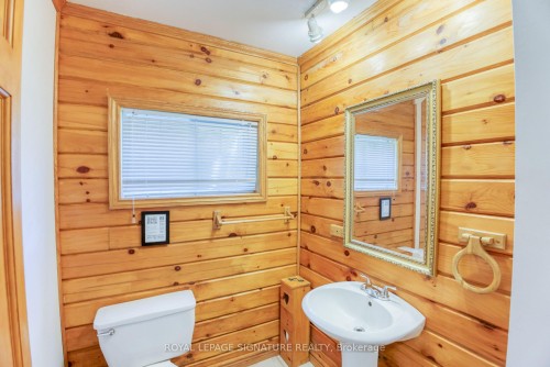 1841 Fifth Lake Road, Central Frontenac, ON 