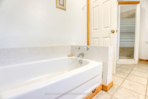 1841 Fifth Lake Road, Central Frontenac, ON 